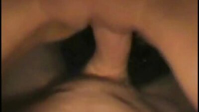 Femme de ménage rousse aux cheveux courts porno en ligne gratuit avec une bite dure dans la chatte